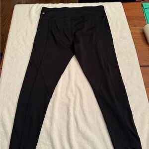 Zella Black women’s leggings. Great condition. Very soft, comfy fabric.